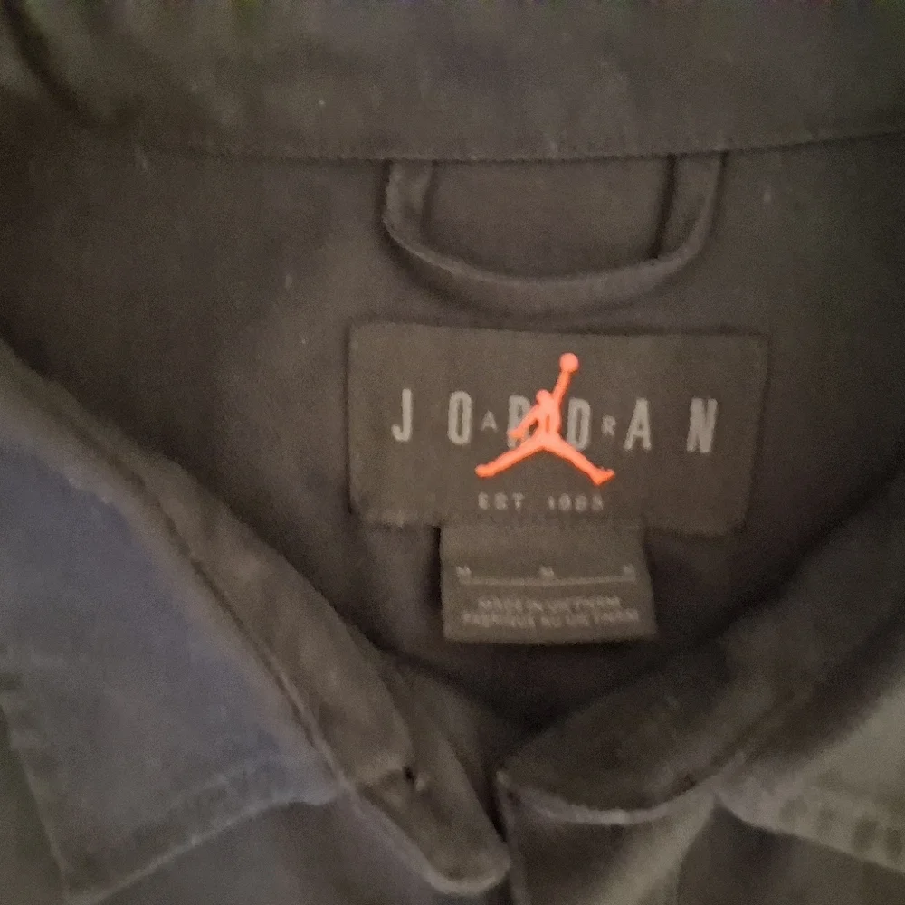 Jordan Men's Black Button Down Shirt NWT Size Med